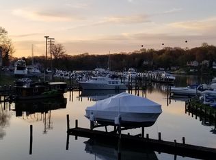 8077 Highview Rd #3, Pasadena, MD 21122