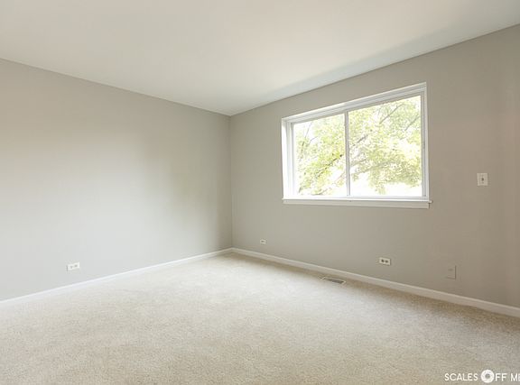 3rd image of 387 Wilmington Dr #103C