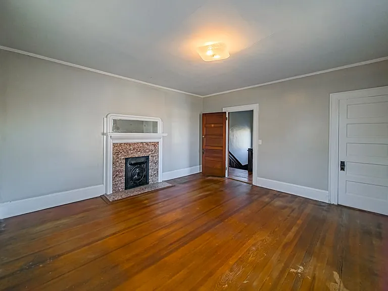 424 Park Ave N — Photo 13
