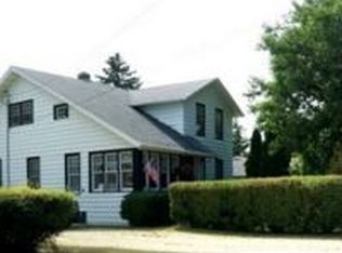 318 W Walworth Ave, Delavan, WI 53115