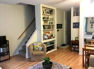 2122 South St #2F, Philadelphia, PA 19146