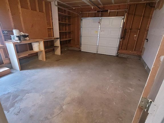 5th image of 517 4th Ave S APT 1