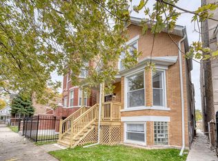 553 N Lawler Ave, Chicago, IL