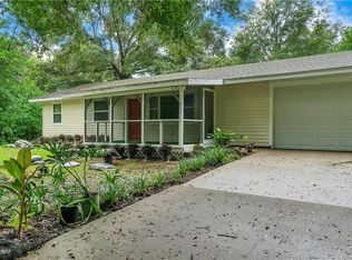 8621 N Buscetta Loop, Crystal River, FL 34428