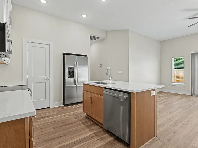 1223 SE 10th Street Ter — Photo 14