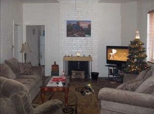 3220 Poppleton Ave, Omaha, NE 68105