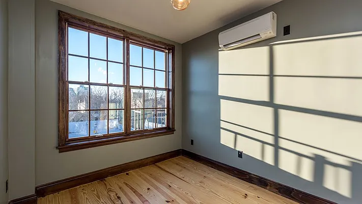 Rented by Nooklyn NYC LLC | media 7