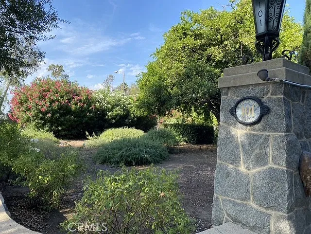 101 N Grand Ave #2