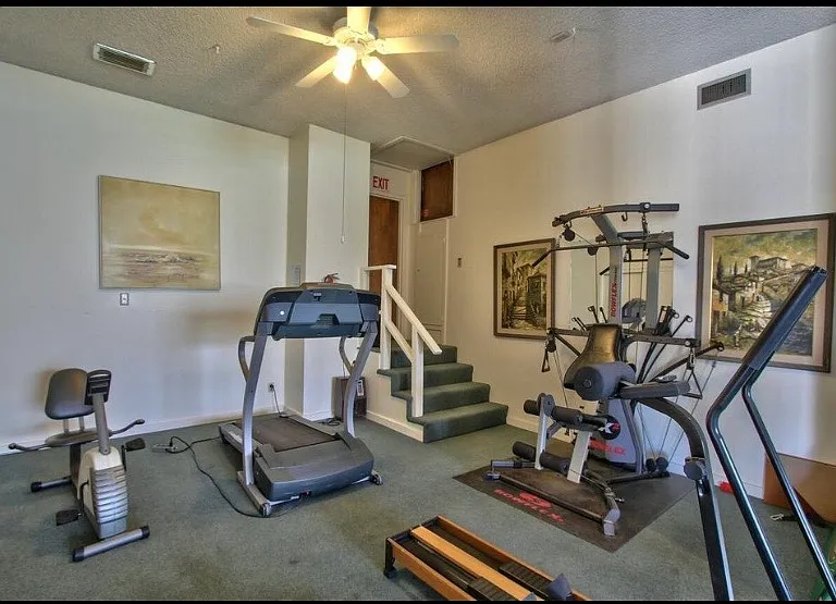 166 Kern St #22 — Photo 20