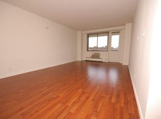 10433 Queens Blvd, Forest Hills, NY 11375