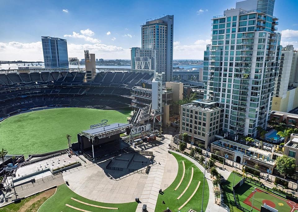 1st image of 325 7th Ave Unit 1001