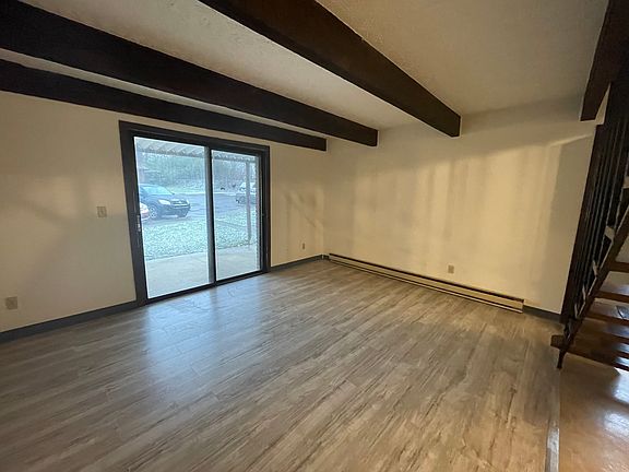 4th image of 133A Briarwood Dr #133