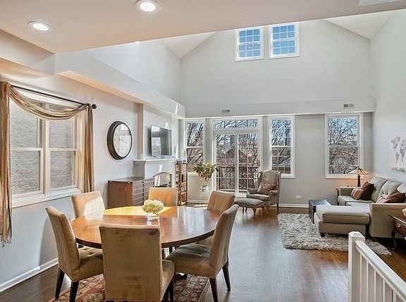 5th image of 1342 N Wolcott Ave #C