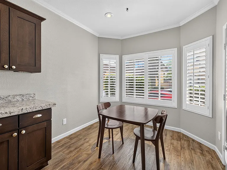 6777 Wormwood Ln — Photo 7