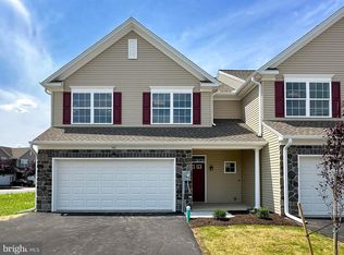 142 Batalion Ln, Gettysburg, PA 17325