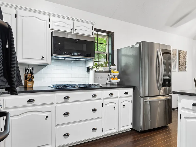 2902 Arroyo Ct S — Photo 14