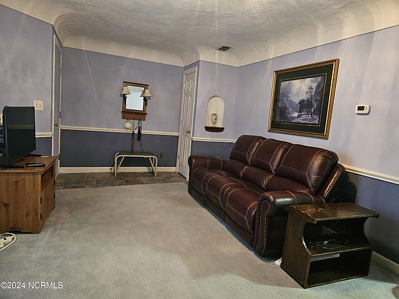 3rd image of 336 Haven Drive #T6