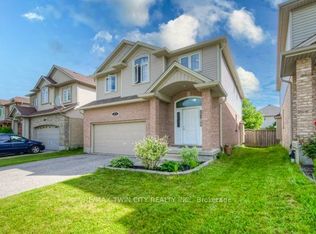 504 Wood Nettle Way, Waterloo, ON N2V2Y1