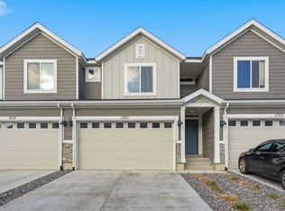 1721 E Eagle View Ln, Eagle Mountain, UT 84005