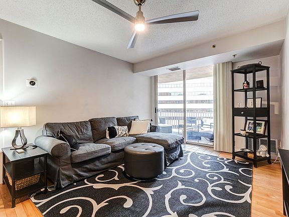 3rd image of 7500 Woodmont Ave APT 1012