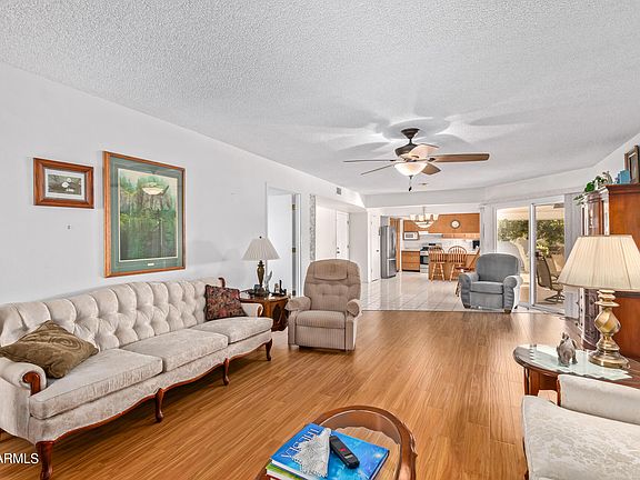 3rd image of 14222 N BOLIVAR Drive