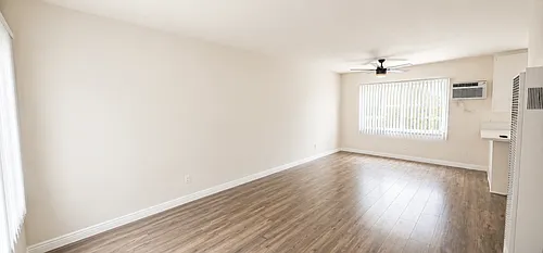 6327 Coldwater Canyon Ave #2 — Photo 2