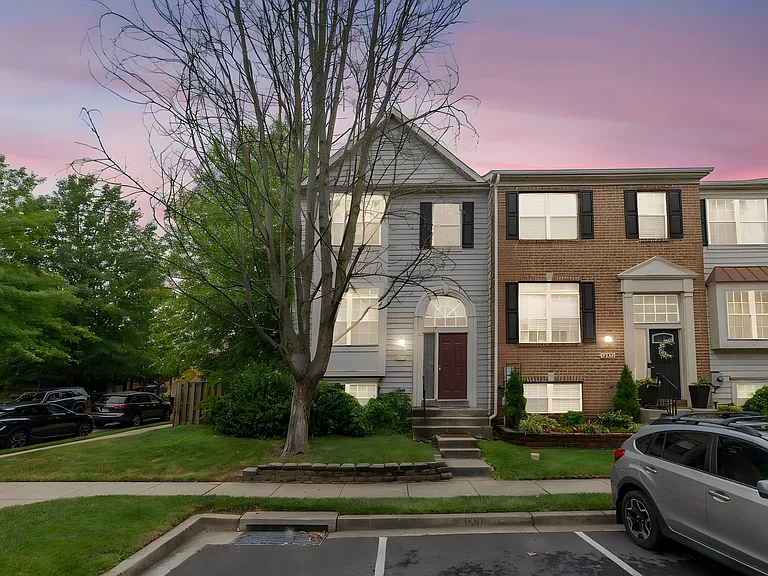 1501 N Rambling Way — Photo 1