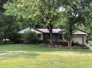 5453 Hebbardsville Rd, Athens, OH 45701