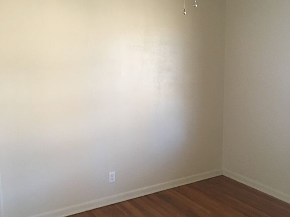 3rd image of 105 W Gordon Ave