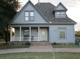 312 NW 5th St, Cache, OK 73527