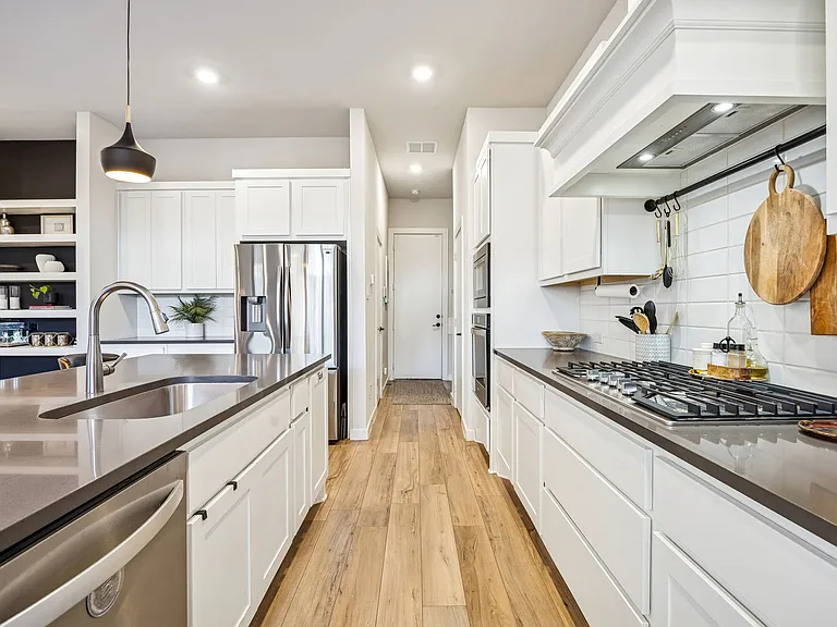2357 Rook Dr — Photo 7