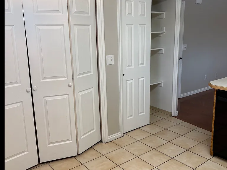 414 W 400 N #1 — Photo 4