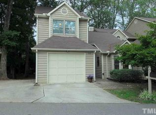 210 Hanover Pl, Cary, NC 27511
