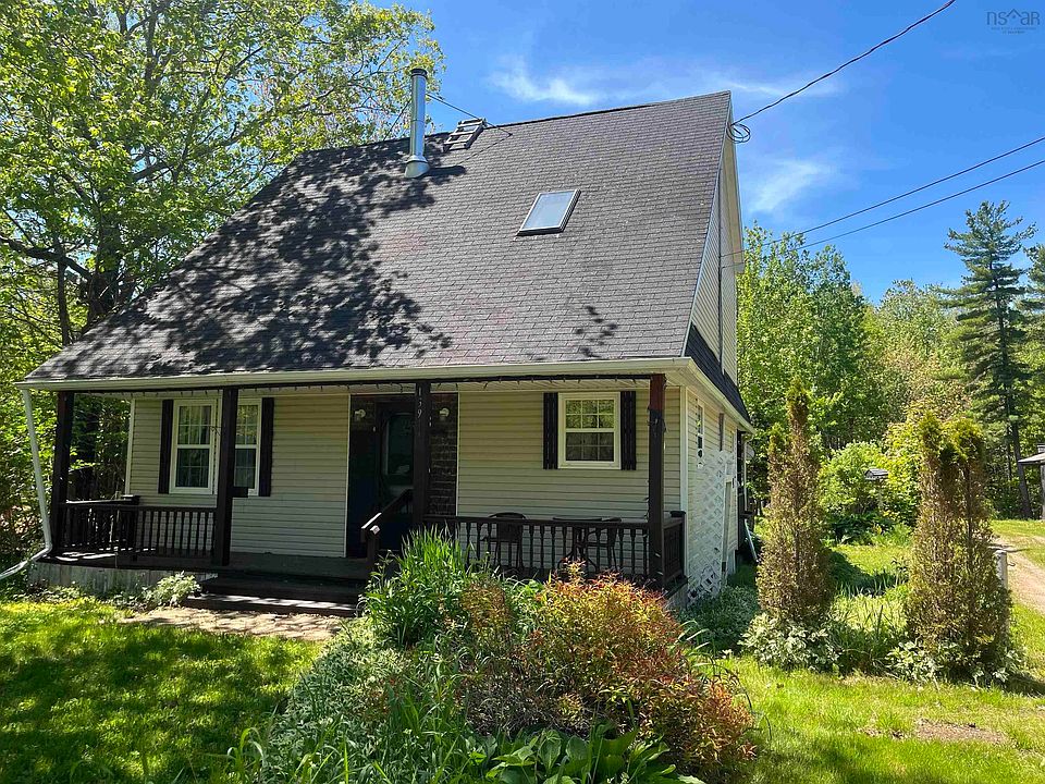 1st image of 139 Ruggles Rd