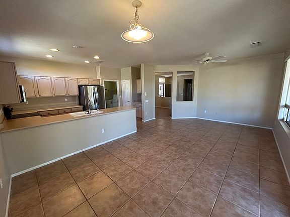 3rd image of 20530 N Saratoga Way