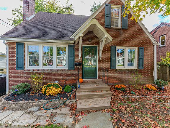 2nd image of 46 Rankin Avenue
