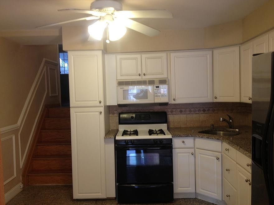 2nd image of 123 4th Pl #2