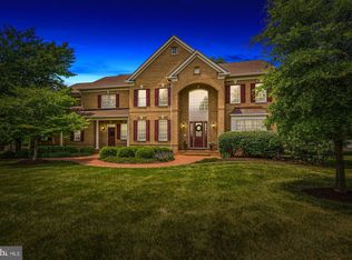 43592 Edison Club Ct, Ashburn, VA