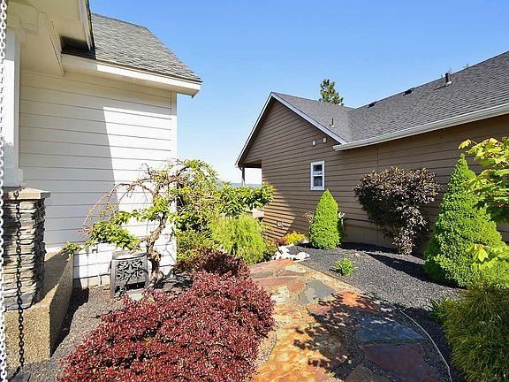 5th image of 1103 N Lancashire Ln