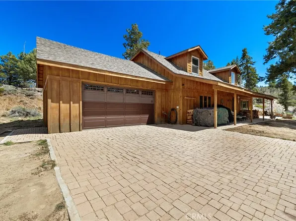 4295 Noodle Ln, Angelus Oaks, CA 92305