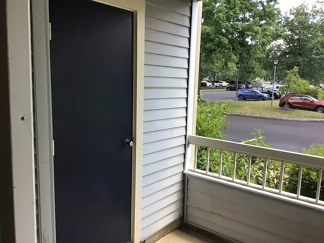 304 Trinity Ct #1 — Photo 20
