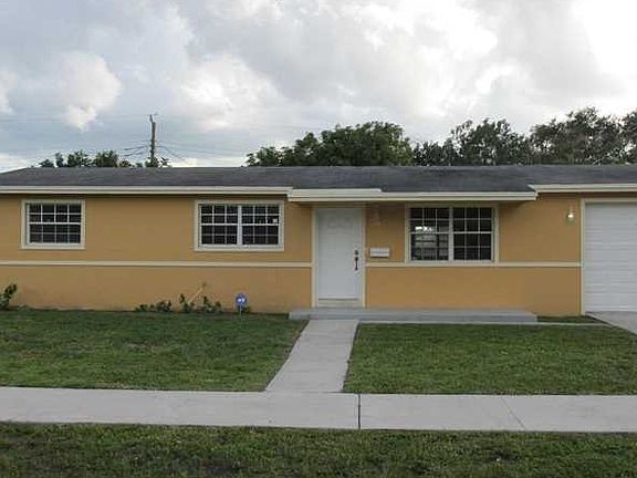 2nd image of 310 NW 186th St