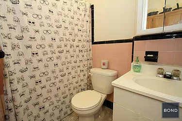 Rented by Bond New York