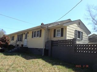 617 Overhill Dr, Spartanburg, SC 29303