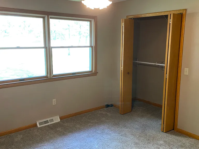3660 N McCord Rd — Photo 34