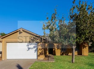 2703 N Dakota St, Chandler, AZ 85225