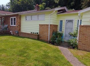 69 Tower Ln, Westover, WV 26501