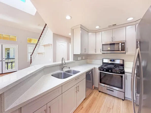 11188 Provencal Pl, San Diego, CA 92128