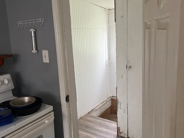 428 N 12th Ave — Photo 12