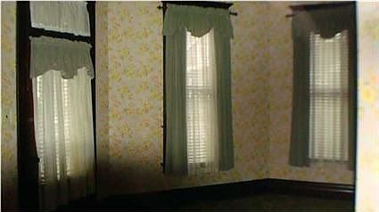 4th image of 1118 Baker Ave